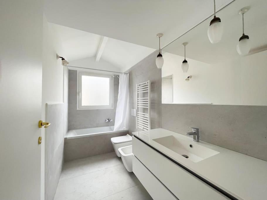 Mansarda Con Terrazzo Centralissima Mailand
